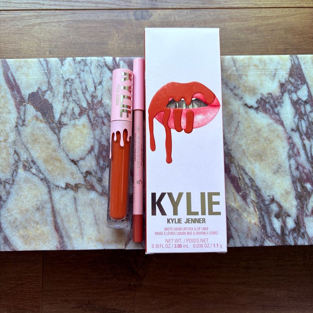 KYLIE COSMETICS   Matte Lip Kit - Autumn (terracotta rose)